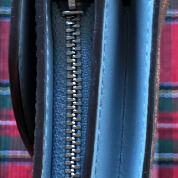 COACH Signature Wallet - Excellent - Picture 5 of 5